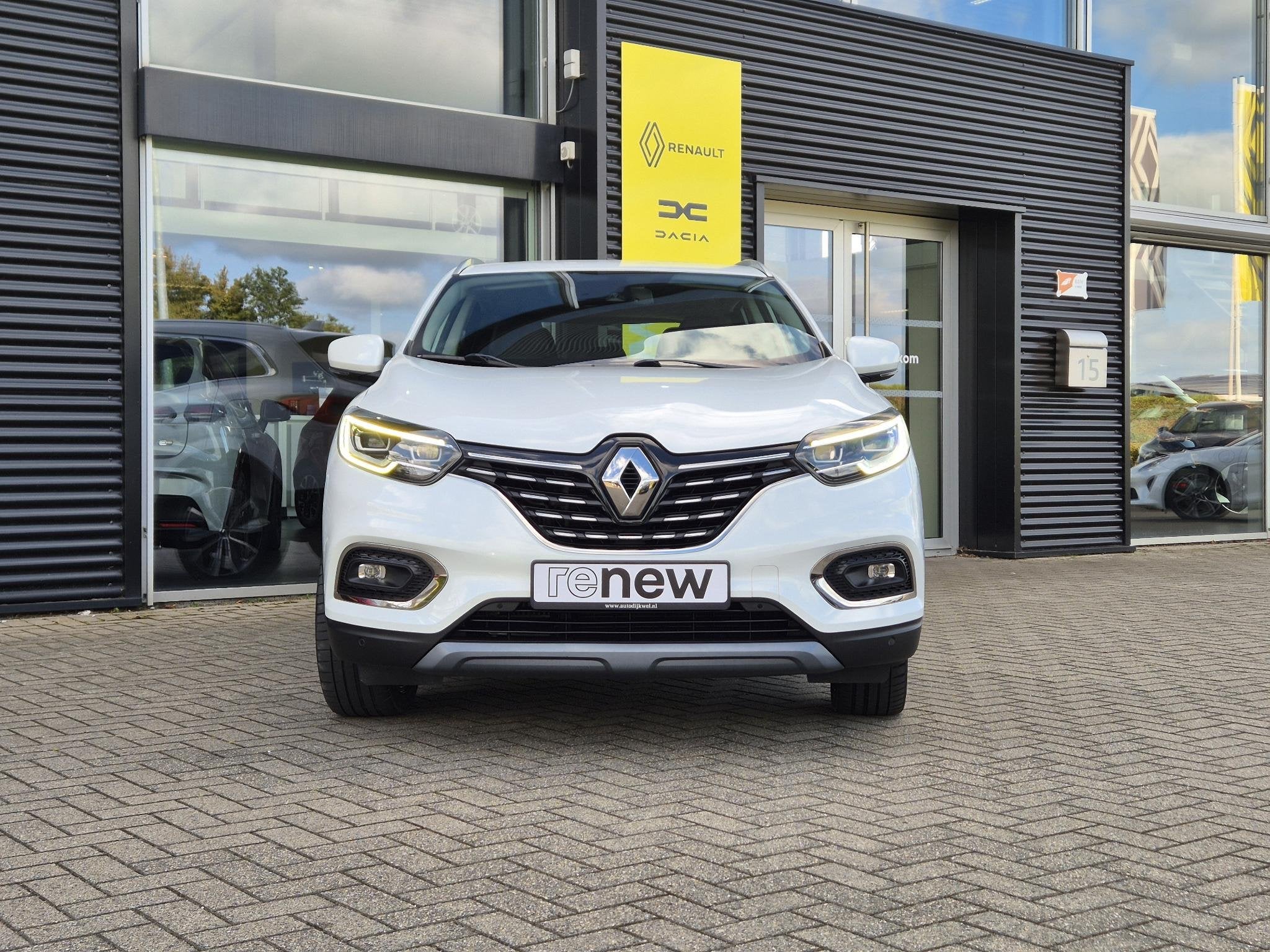 Renault Kadjar 1.3 TCe 140 EDC AUTOMAAT Intens Leder interie, Auto's, Gebruikt, Euro 6, 4 cilinders, 715 kg