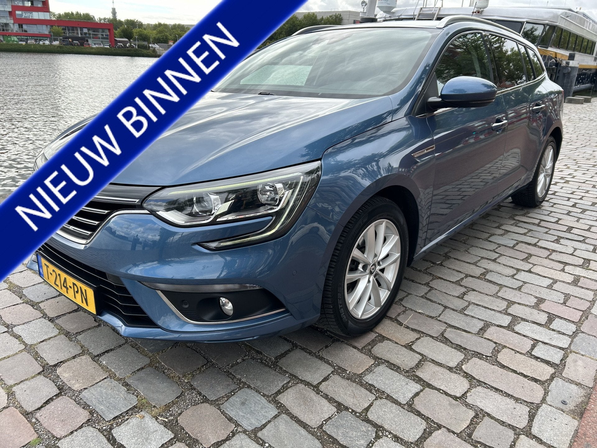 Renault Mégane Estate 1.2 TCe Limited airco/ecc navi/camera, Auto's, Renault, Voorwielaandrijving, Gebruikt, 4 cilinders, Blauw