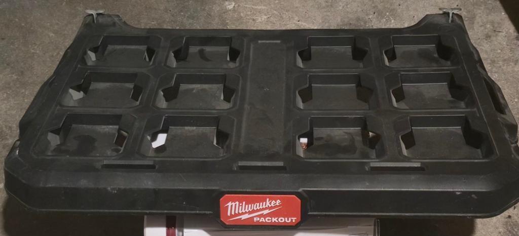 Milwaukee PACKOUT Rekkensysteem - Ultieme Veelzijdigheid, Ophalen of Verzenden, Zo goed als nieuw, 70 tot 120 cm