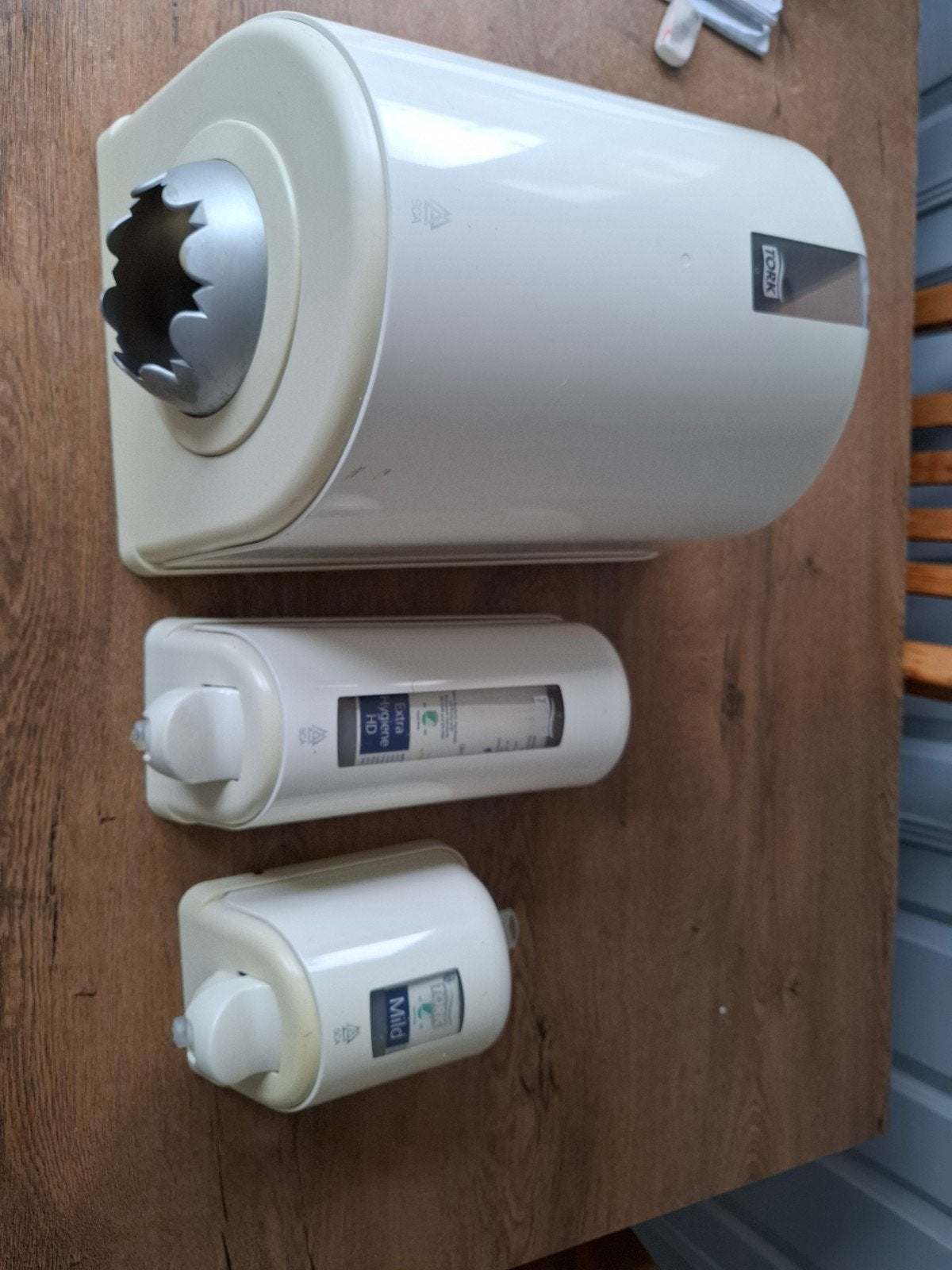 Tork papiermolen dispenser en 2 zeepdispensers met inhoud, Ophalen, Overige typen