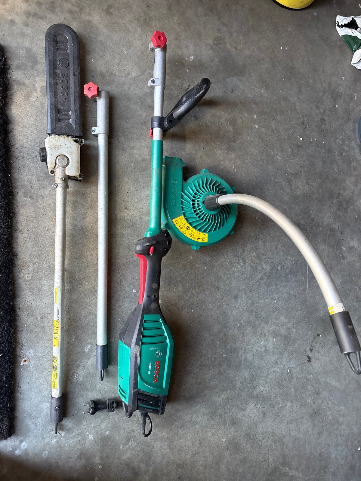 Bosch AMW 10 Multitool met Kettingzaag en Bladblazer, Gebruikt, Kettingzaag, 600 tot 1200 watt, Ophalen of Verzenden