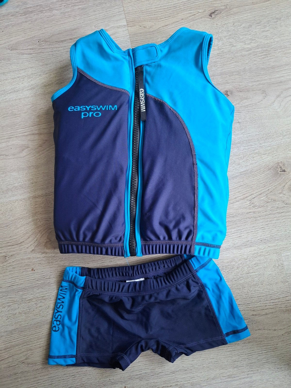 Easyswim pro zwemvest/ drijfpakje maat XL 6-8 jaar, Kinderen en Baby's, Ophalen of Verzenden, Zo goed als nieuw, Jongetje of Meisje