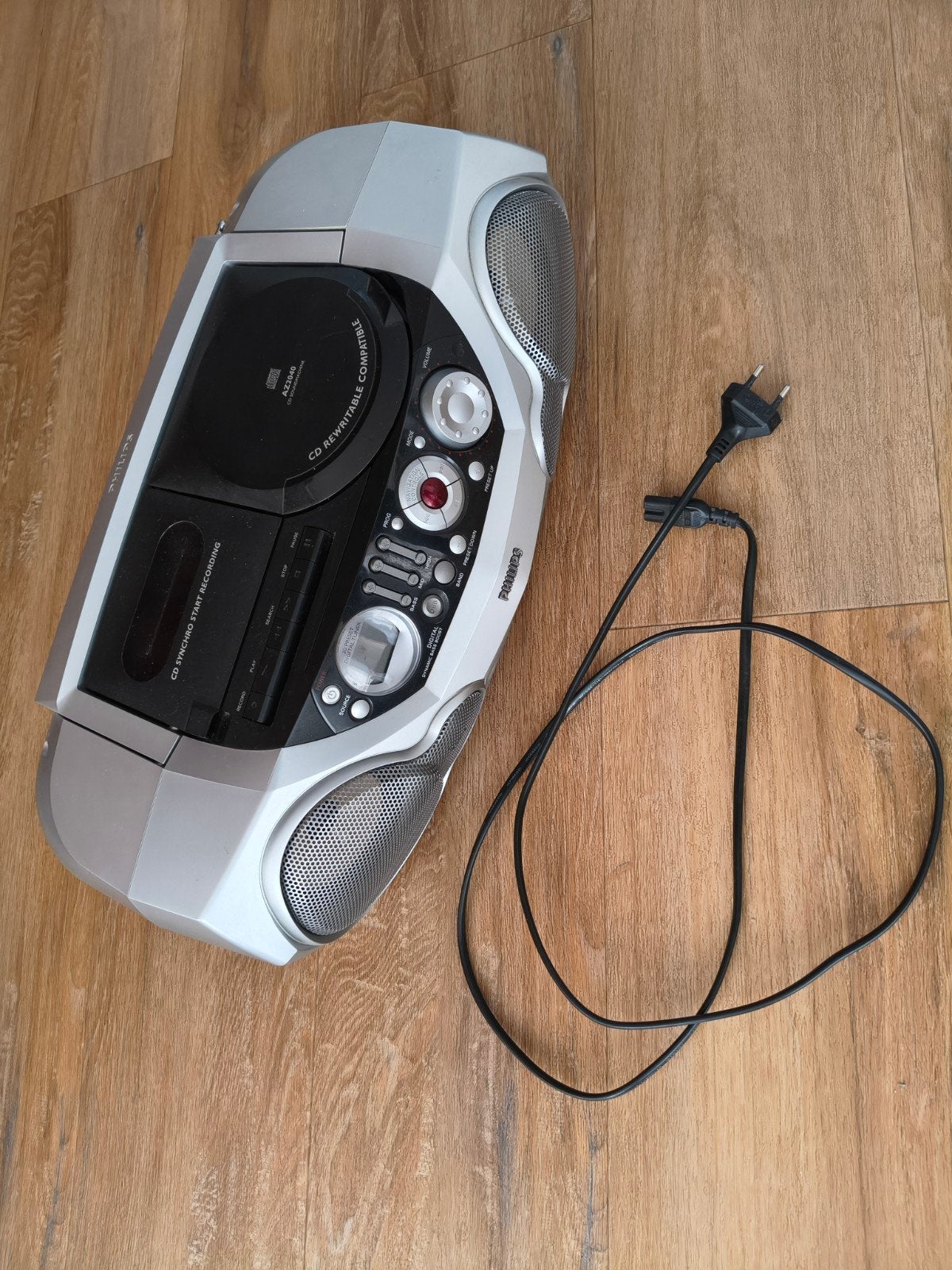 Philips AZ2040 CD Soundmachine - Draagbare Radio/CD/Cassette, Ophalen, Philips, Gebruikt, Draagbaar