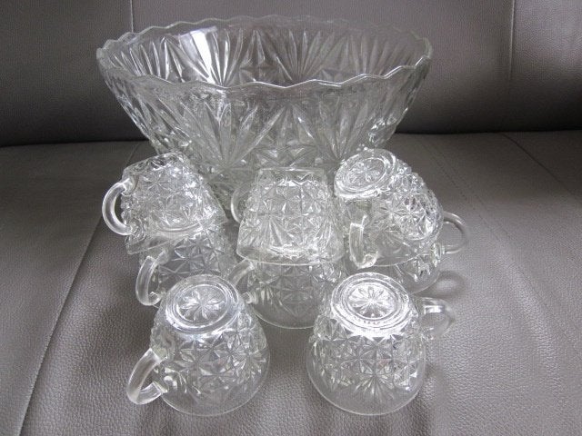 bowl set/ grote kom/ diameter 30cm met 8 kopjes, Antiek en Kunst, Ophalen