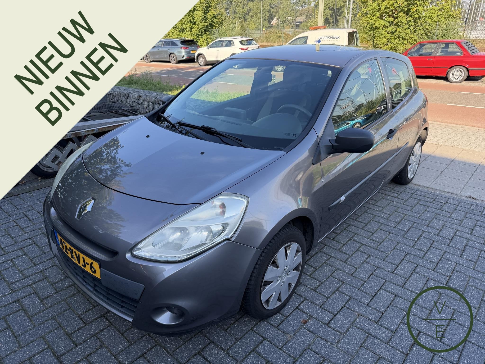 Renault Clio 1.2 Special Line | Navi | Airco | Volledig Onde, Auto's, Voorwielaandrijving, Gebruikt, Zwart, 4 cilinders