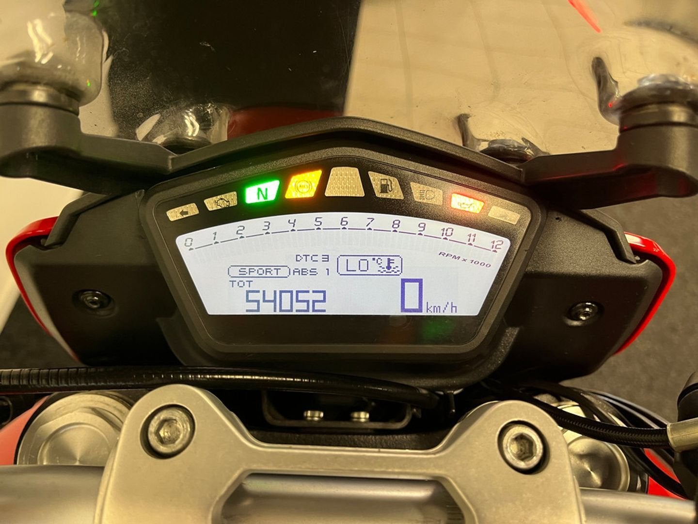 Ducati HYPERSTRADA (bj 2013), DUCATI, 2 cilinders, Motorrijbewijs A, Bedrijf