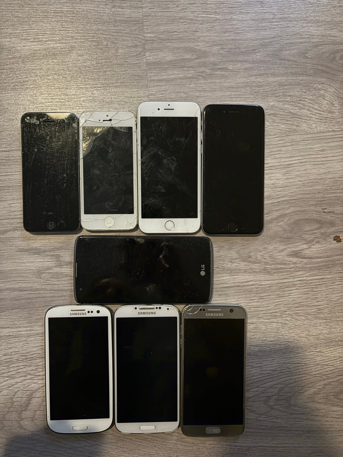 Partij defecte smartphones (iPhones, Samsung, LG), Telecommunicatie, Ophalen of Verzenden, Niet werkend