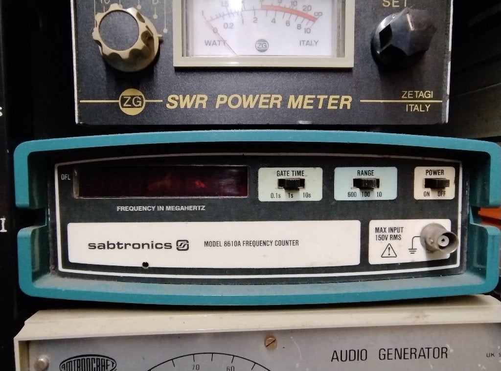Sabtronics MODEL 8610A frequentie meter, Ophalen of Verzenden, Gebruikt, Geluid