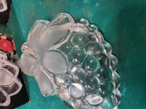 schalen walther glas in de vorm van druiven 2 stuks, Ophalen of Verzenden, 'T Olde Gre-j, Info@toldegrej.nl, Endepoelstraat 20f Didam