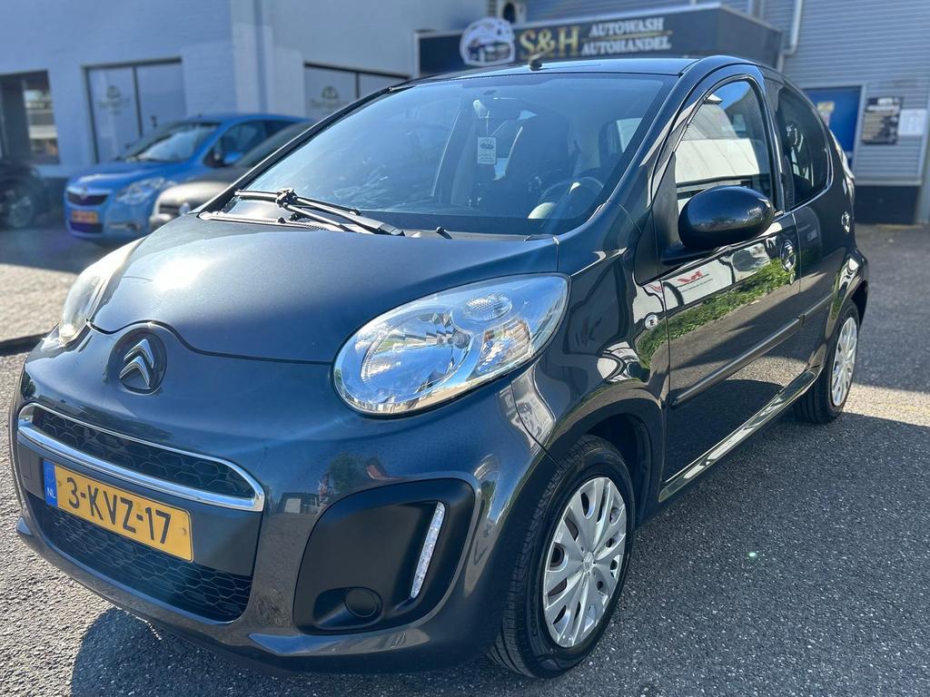 Citroën C1 1.0i 68PK 5D 2013 Grijs Km72000 NAP ✅✅✅, Auto's, Voorwielaandrijving, Euro 5, Stof, Zwart