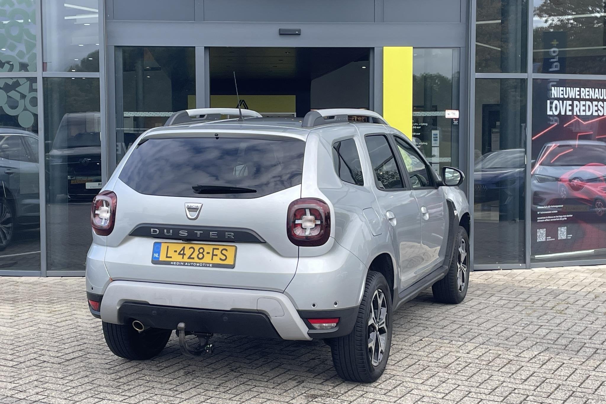 Dacia Duster 1.0 TCe Bi-Fuel Comfort | Trekhaak | Around vie, Voorwielaandrijving, 12 maanden, Gebruikt, 4 cilinders