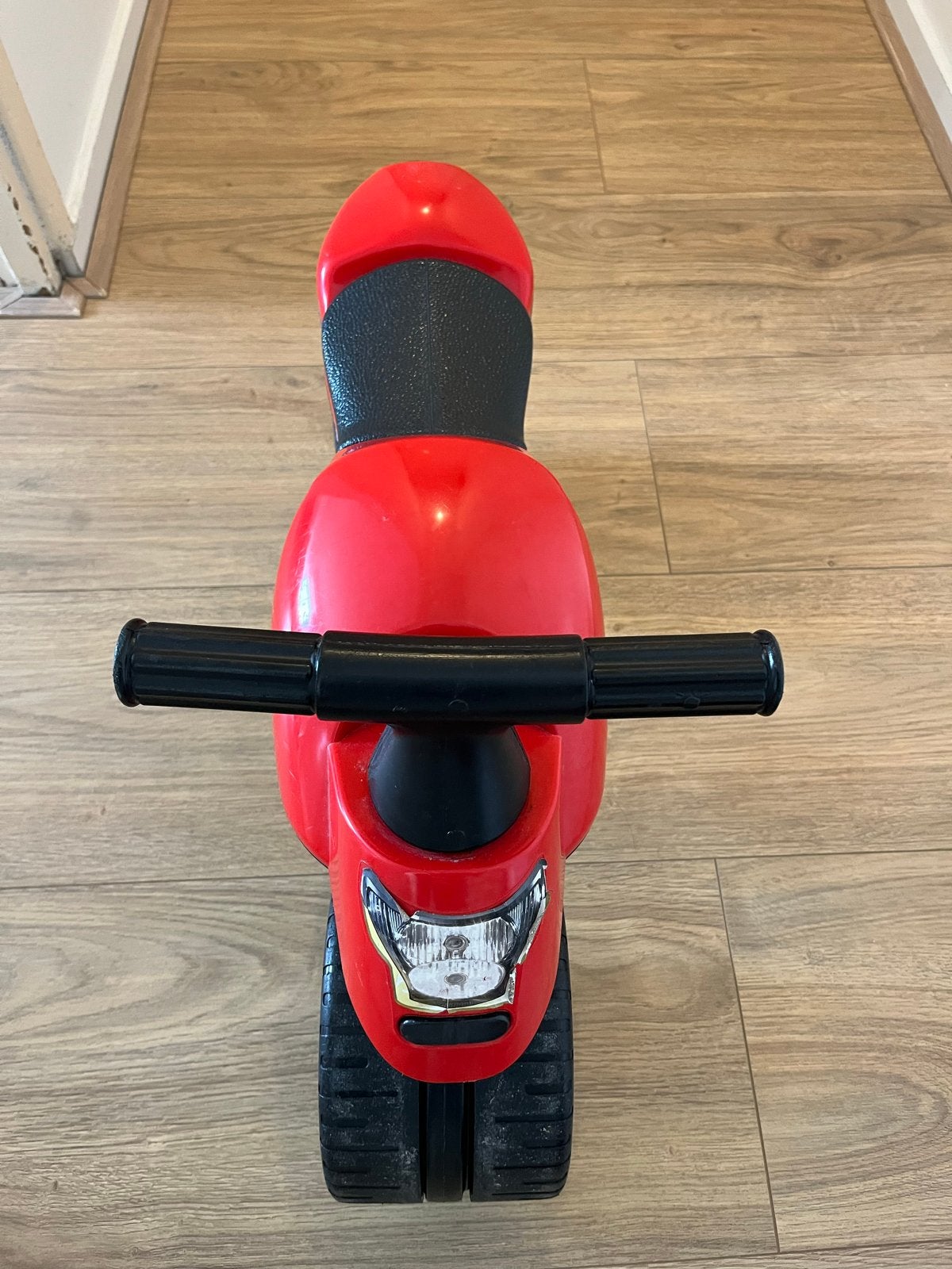 Rode loopmotor voor kinderen, Ophalen of Verzenden, Gebruikt, Loopfiets