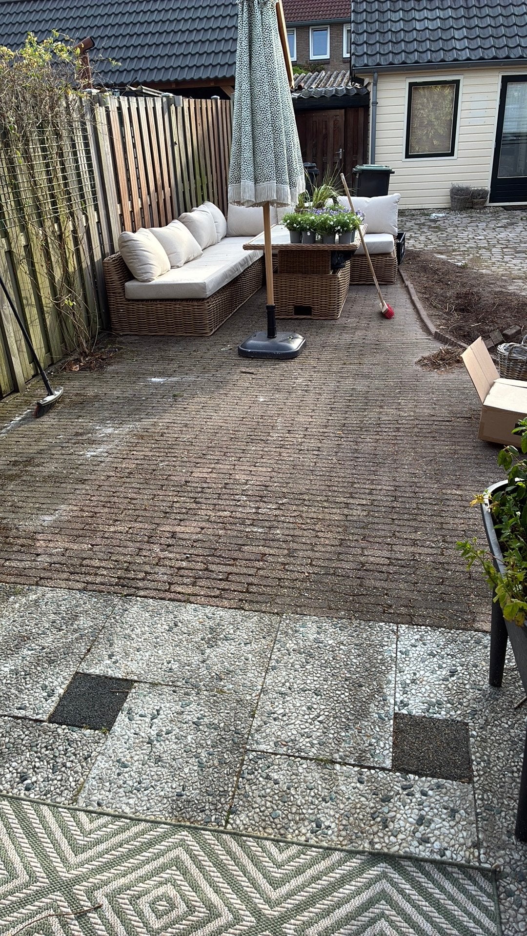 Gratis klinkers en grindtegels, Ophalen of Verzenden, Gebruikt, Beton, Klinkers