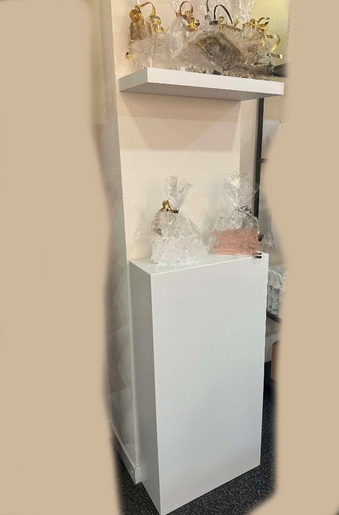 4 houten zuilen kleur wit, Huis en Inrichting, Woonaccessoires | Zuilen en Pilaren, Ophalen, Zo goed als nieuw