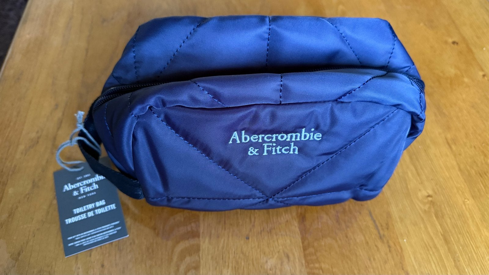 Abercrombie & Fitch Toiletry Bag - Nieuw, Ophalen of Verzenden, Nieuw, Blauw, Heer of Dame