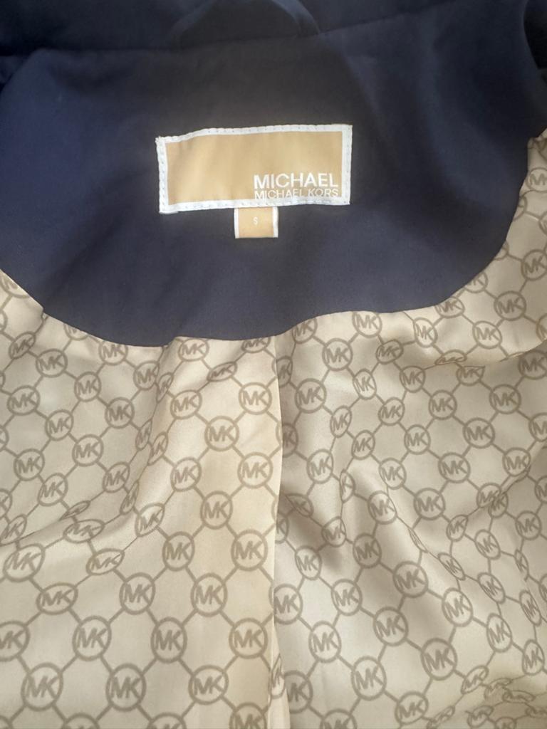 Michael Kors Damesjas - Donkerblauw met Gouden Details, Ophalen of Verzenden, Zo goed als nieuw, Maat 36 (S), Blauw