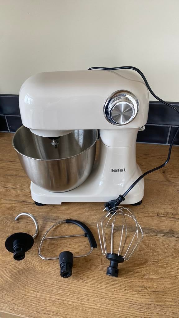 Tefal keukenmachine, 4 liter of meer, Ophalen of Verzenden, Zo goed als nieuw, 3 snelheden of meer