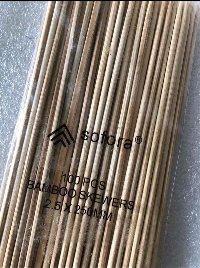 BAMBOO SKEWERS - lengte 25 CM - 100 stuks in een zakje, Ophalen of Verzenden, Zo goed als nieuw
