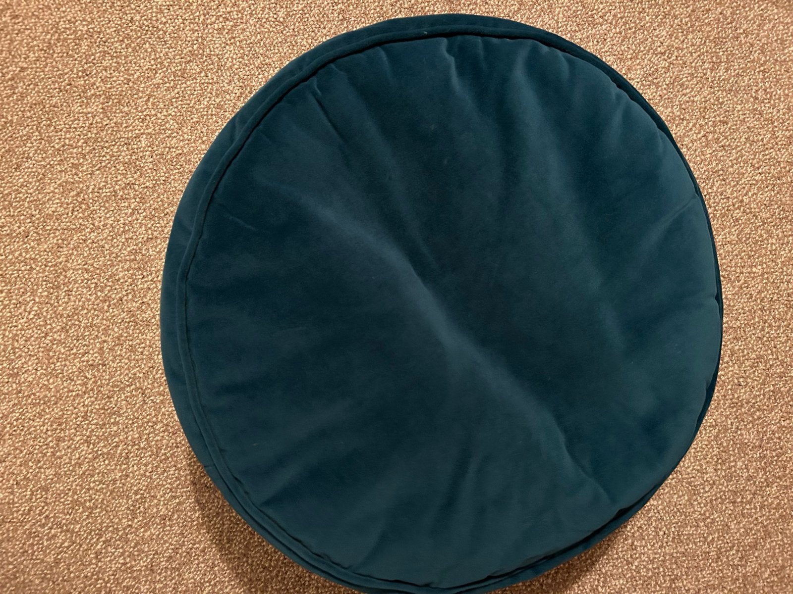 Poef van MADE, 60cm diameter, 30cm hoog, Ophalen, Afneembare hoes, Rond, Zo goed als nieuw