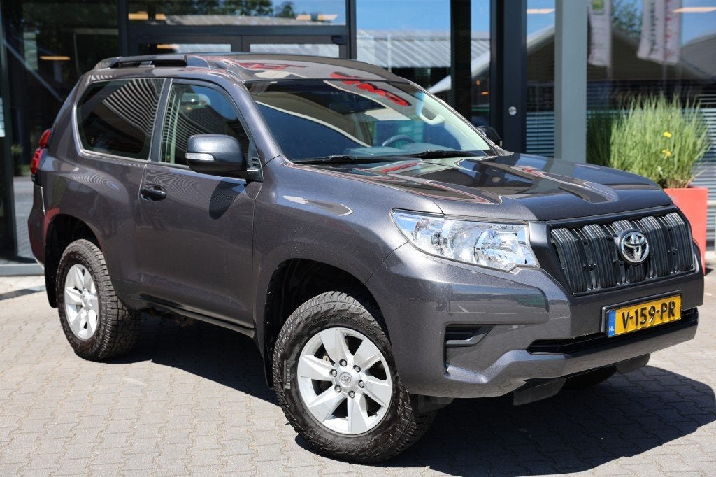 Toyota LANDCRUISER 150 2.8 D-4D 3DRS COMFORT A/T VAN, Auto's, Automaat, Huisgarantie, 4 cilinders, Met garantie (alle)