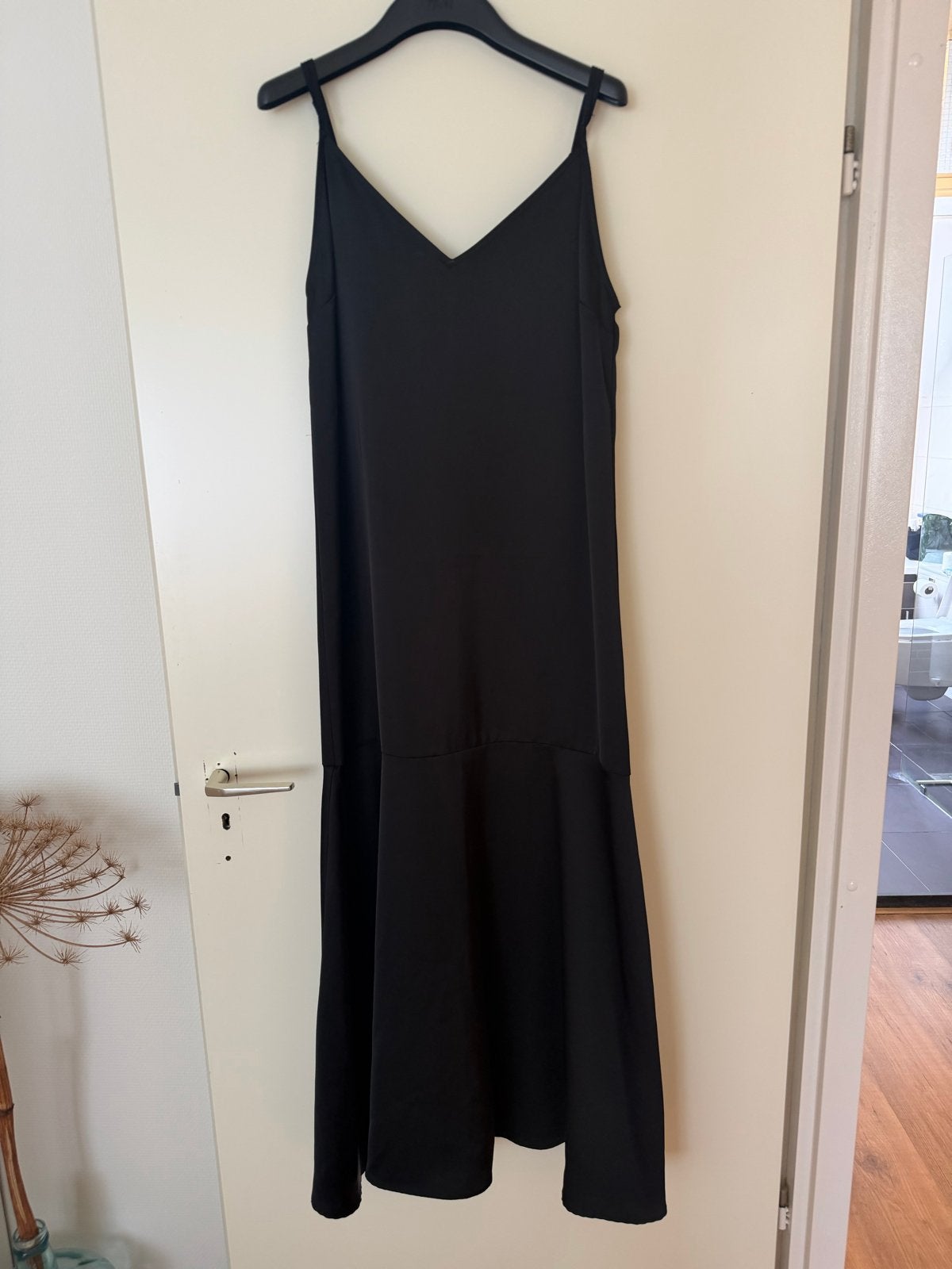 Shoeby x Lonneke Nooteboom Satijnen Spaghetti Jurk Maat L, Zwart, Maat 42/44 (L), Ophalen of Verzenden, Zo goed als nieuw