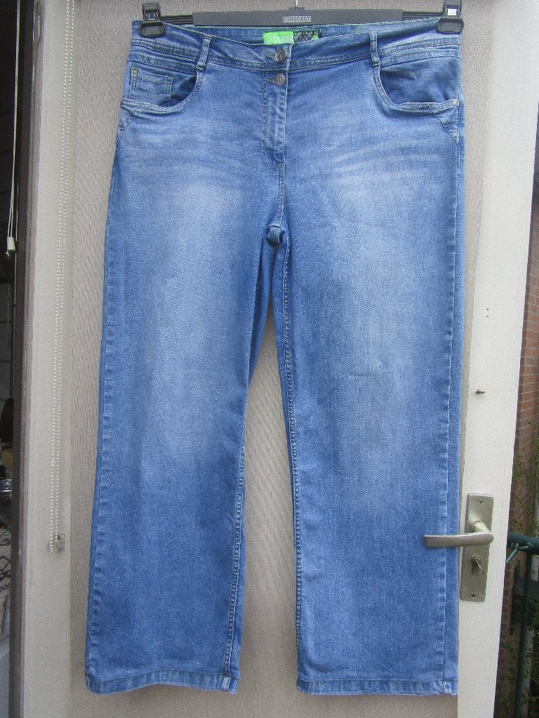 Nieuwe spijkerbroek CECIL mt 46/48  wijde pijpen, Overige jeansmaten, Nieuw, Cecil, Verzenden