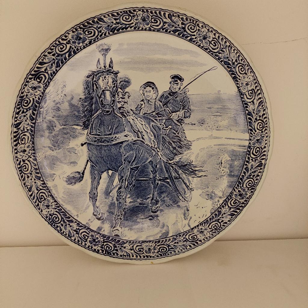 Delfts blauw sierbord, Ophalen