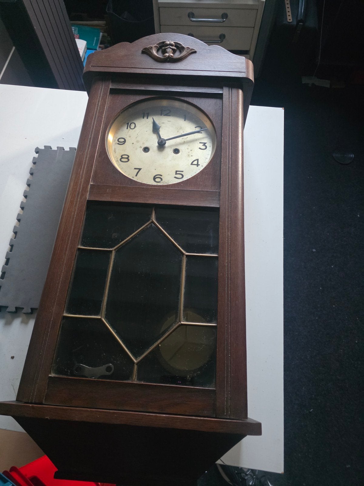Antieke eiken regulateur klok met glas in lood, Antiek en Kunst, Antiek | Klokken, Ophalen