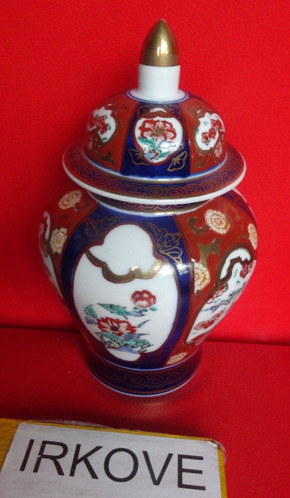 IMARI DEKSEL POTJE * Japans Porselein *, Verzenden