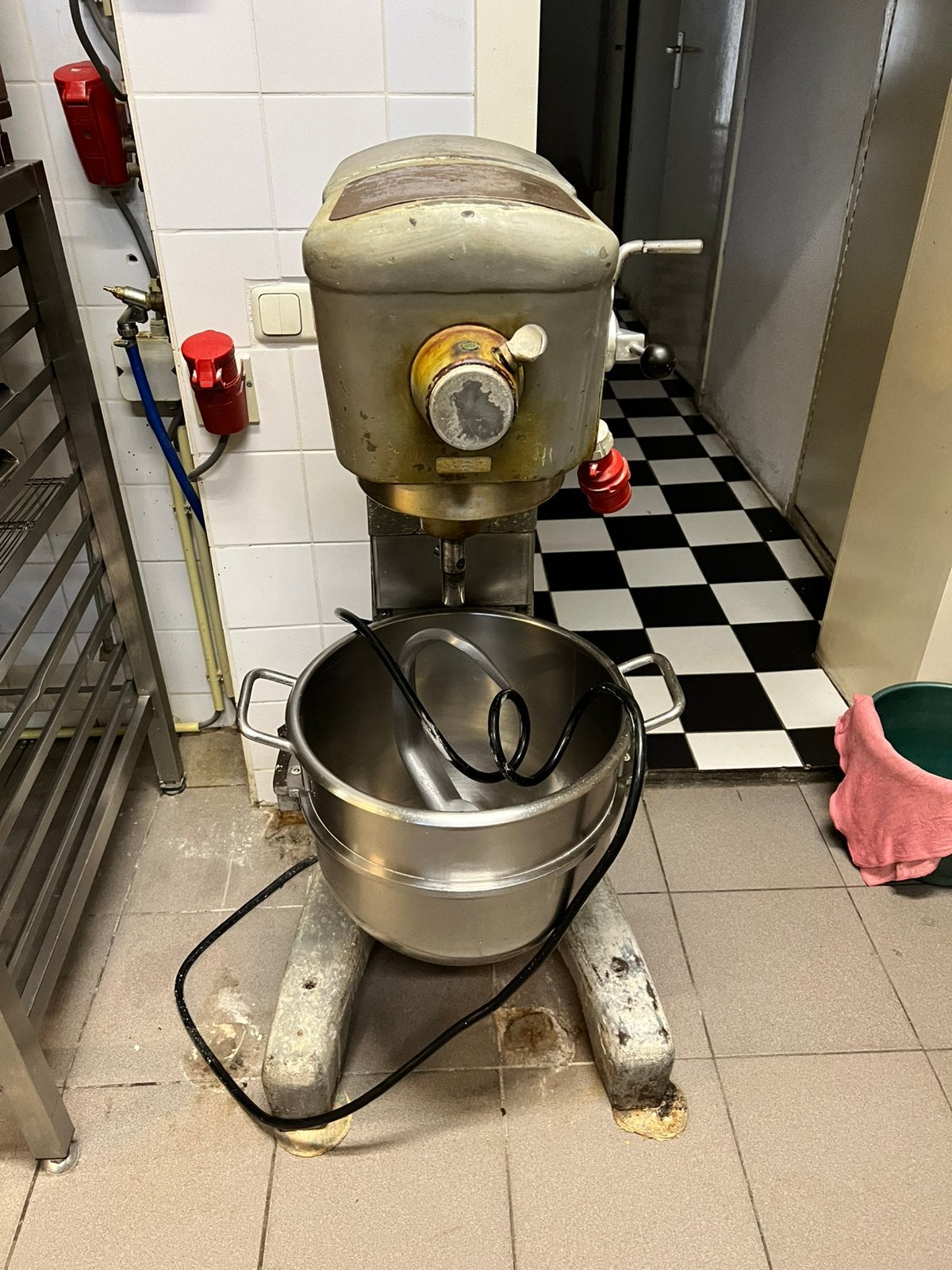 Vintage Hobart deeg machine 380v, 4 liter of meer, Ophalen, Gebruikt, 3 snelheden of meer
