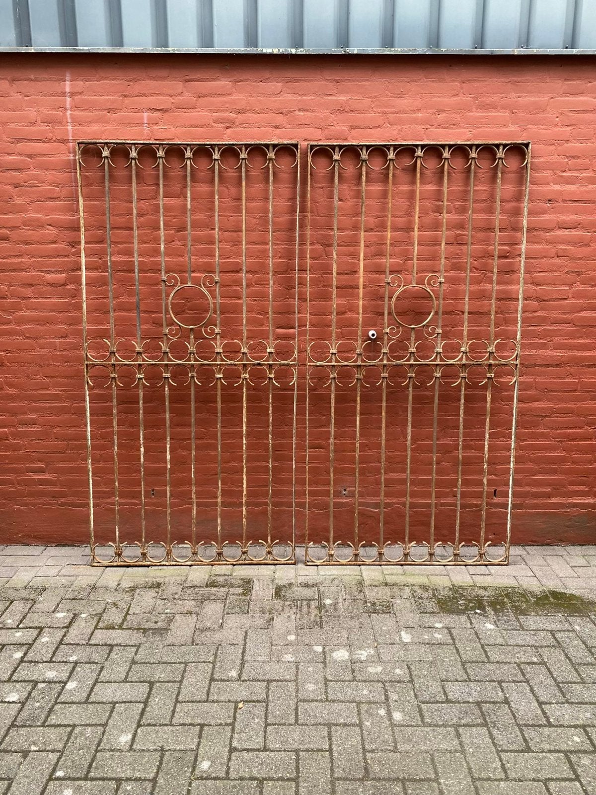 Antiek smeedijzeren hekwerk, Tuin en Terras, Tuinhekken en Hekwerk, Ophalen of Verzenden, Gebruikt, IJzer, Sierhekwerk