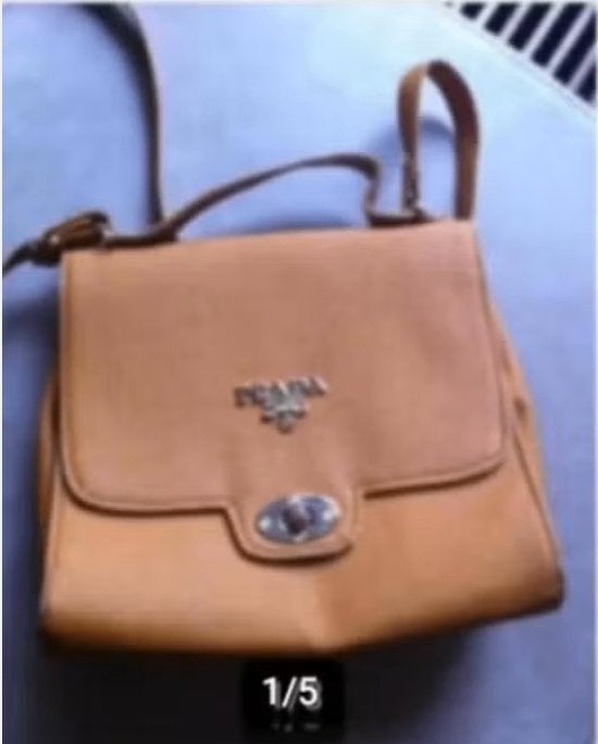 Dames schoudertas merk Prada Milano cognac, Ophalen of Verzenden, Zo goed als nieuw, Bruin, Overige merken