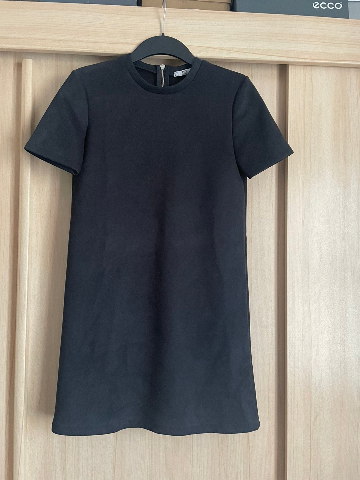 Zwarte suede look jurk zara zwart jurkje 36 S als nieuw, Zwart, Ophalen of Verzenden, Zo goed als nieuw, Maat 36 (S)