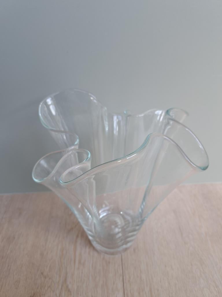 Zakdoek vaas, Ophalen of Verzenden, Zo goed als nieuw, Overige kleuren, Glas