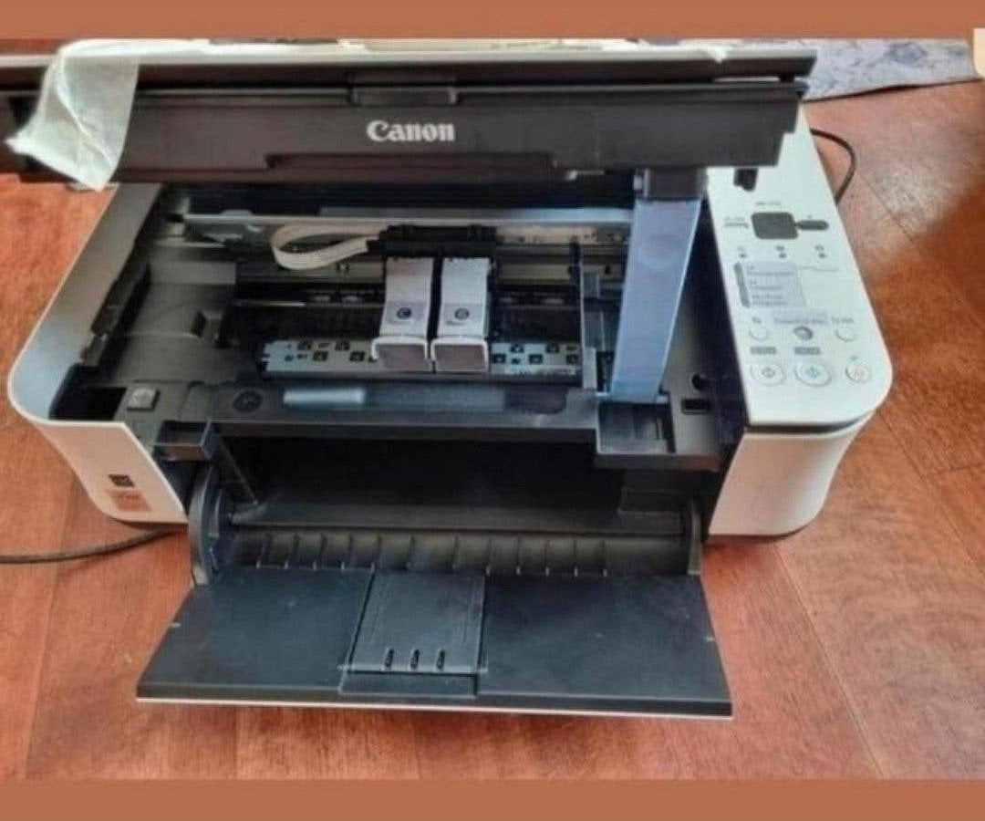 Canon mp250 moet nieuwe inkt in gebruik zonder cd er bij bie, Ophalen, Gebruikt