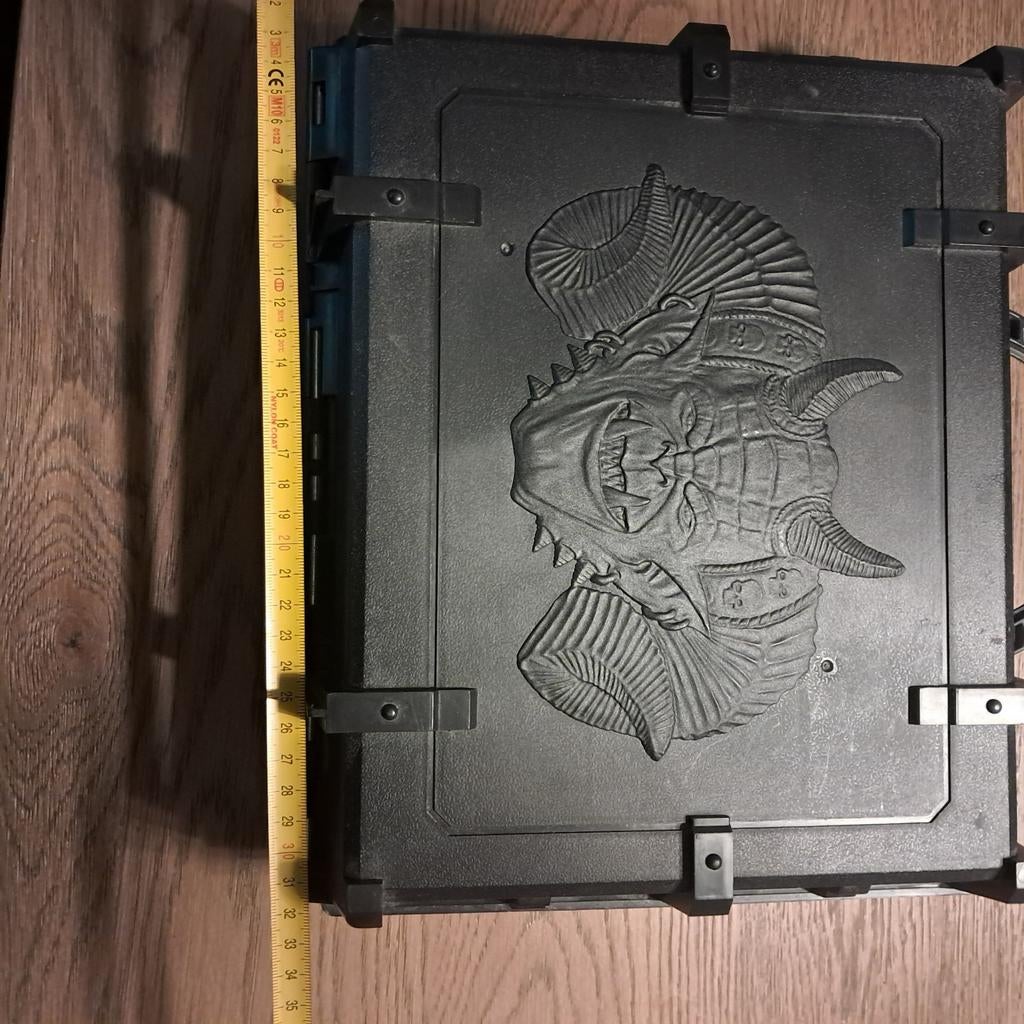 Warhammer Opbergkistje met Drakenreliëf, Hobby en Vrije tijd, Overige Hobby en Vrije tijd, Ophalen of Verzenden, Gebruikt