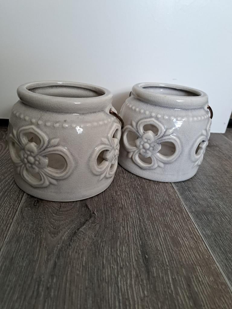 2 Riverdale windlichten doorsnede 14cm beige/lichtgrijs, Huis en Inrichting, Beige, Ophalen of Verzenden, Steen/keramiek, Landelijk
