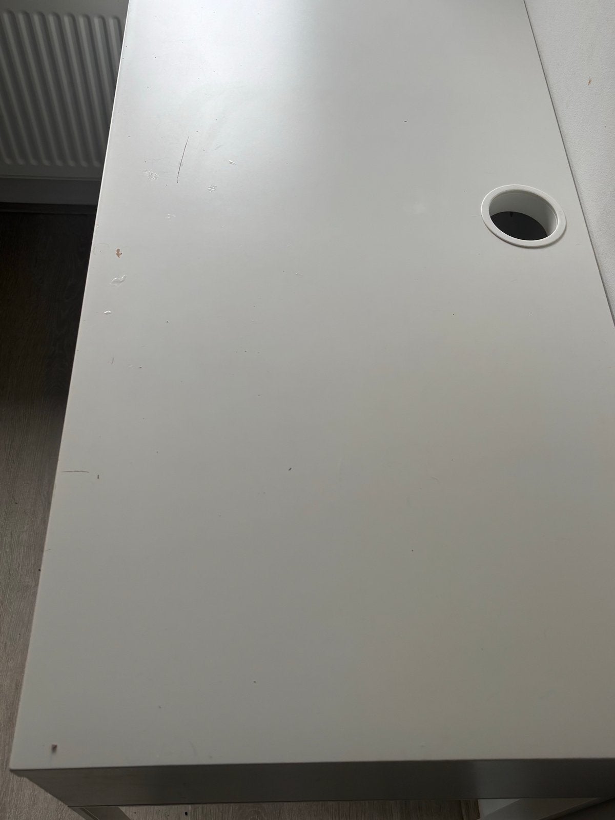 IKEA MICKE Bureau Wit, Gebruikt, Met lades, Spaanplaat of MDF, Ophalen of Verzenden