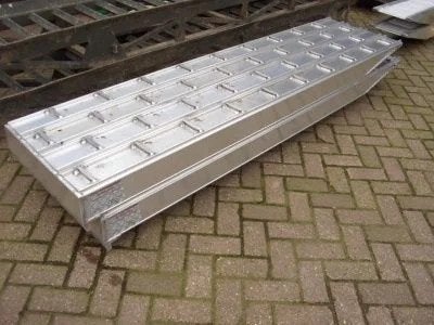 Ultra-Lite Alu oprijplaten 500 kg / 50 ton, Zakelijke goederen, Graafmachine