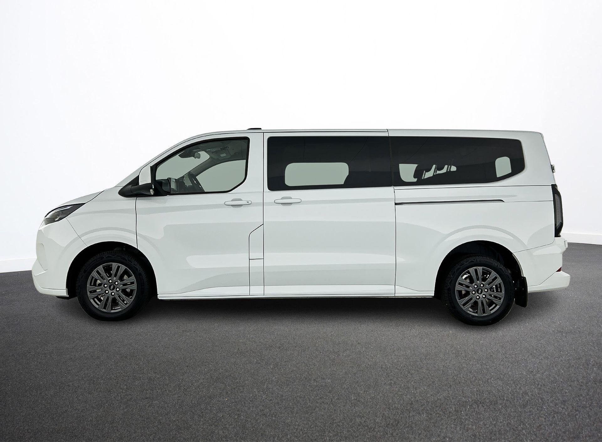 Ford Transit Custom 340 2.5 PHEV L2H1 Limited Automaat Incl., Auto's, Stof, Gebruikt, 1850 kg, Wit