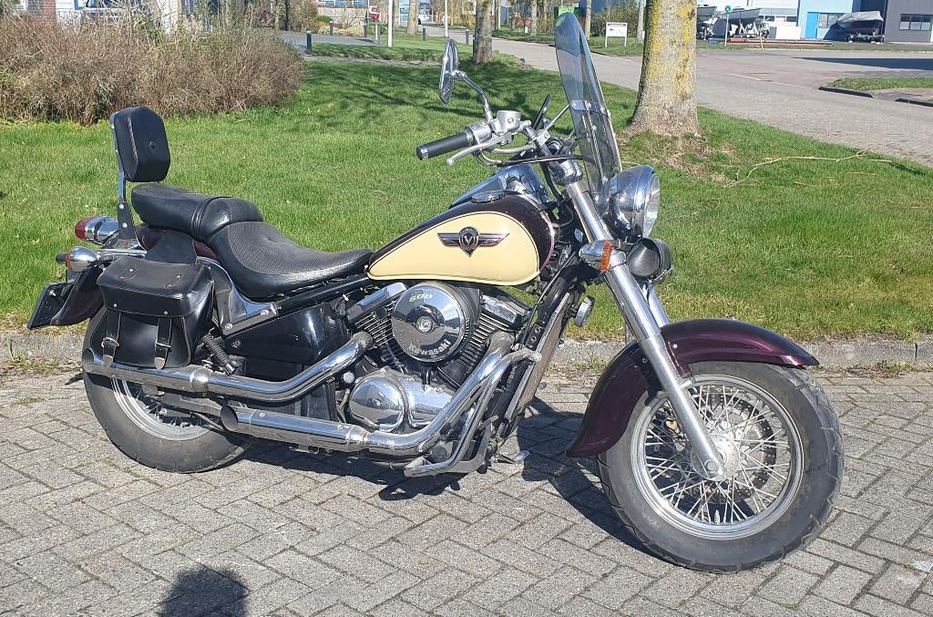 Kawasaki VN 800 classic 1998  2500,--, Motoren, 2 cilinders, Occasion, Chopper, Bedrijf