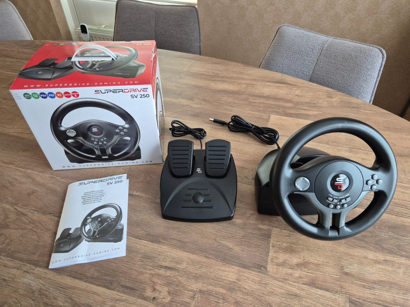 Superdrive SV 250 Racestuur (XBOX,PS4,PS3,PC,SWITCH), Spelcomputers en Games, Racestuur, Xbox, Zo goed als nieuw, Overige merken