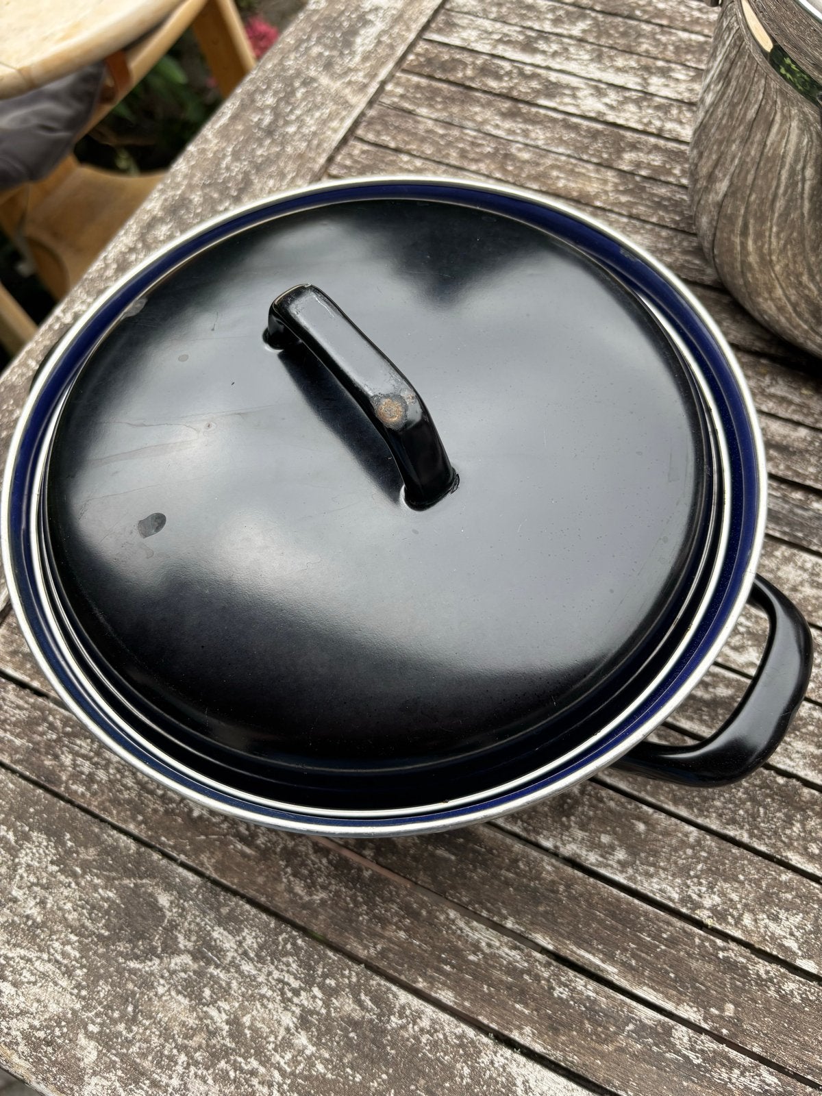 Braadpan voor gasfornuis - Blauw met zwart deksel, Ophalen of Verzenden, Gebruikt, Overige materialen