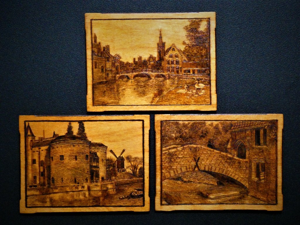 3 Oude pyrografie hout gebrande lijstjes van Brugge België, Ophalen of Verzenden