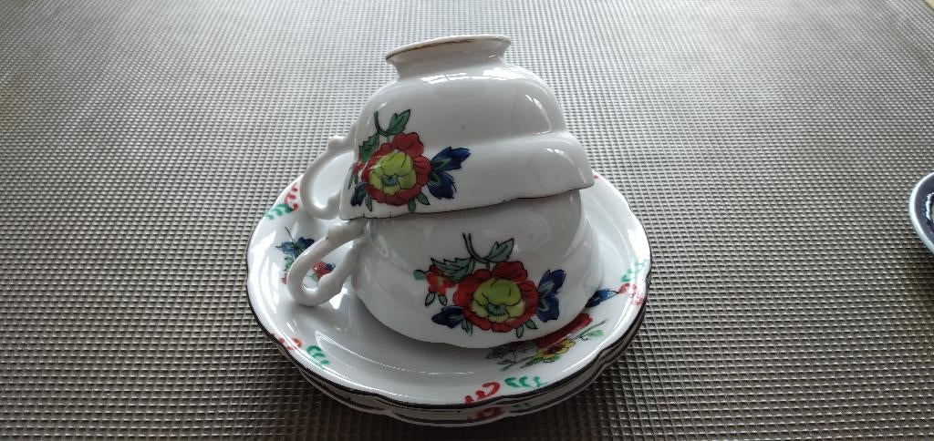 Hollands/Frans Porselein, Huis en Inrichting, Keuken | Servies, Ophalen, Gebruikt, Overige stijlen, Kop(pen) en/of Schotel(s)