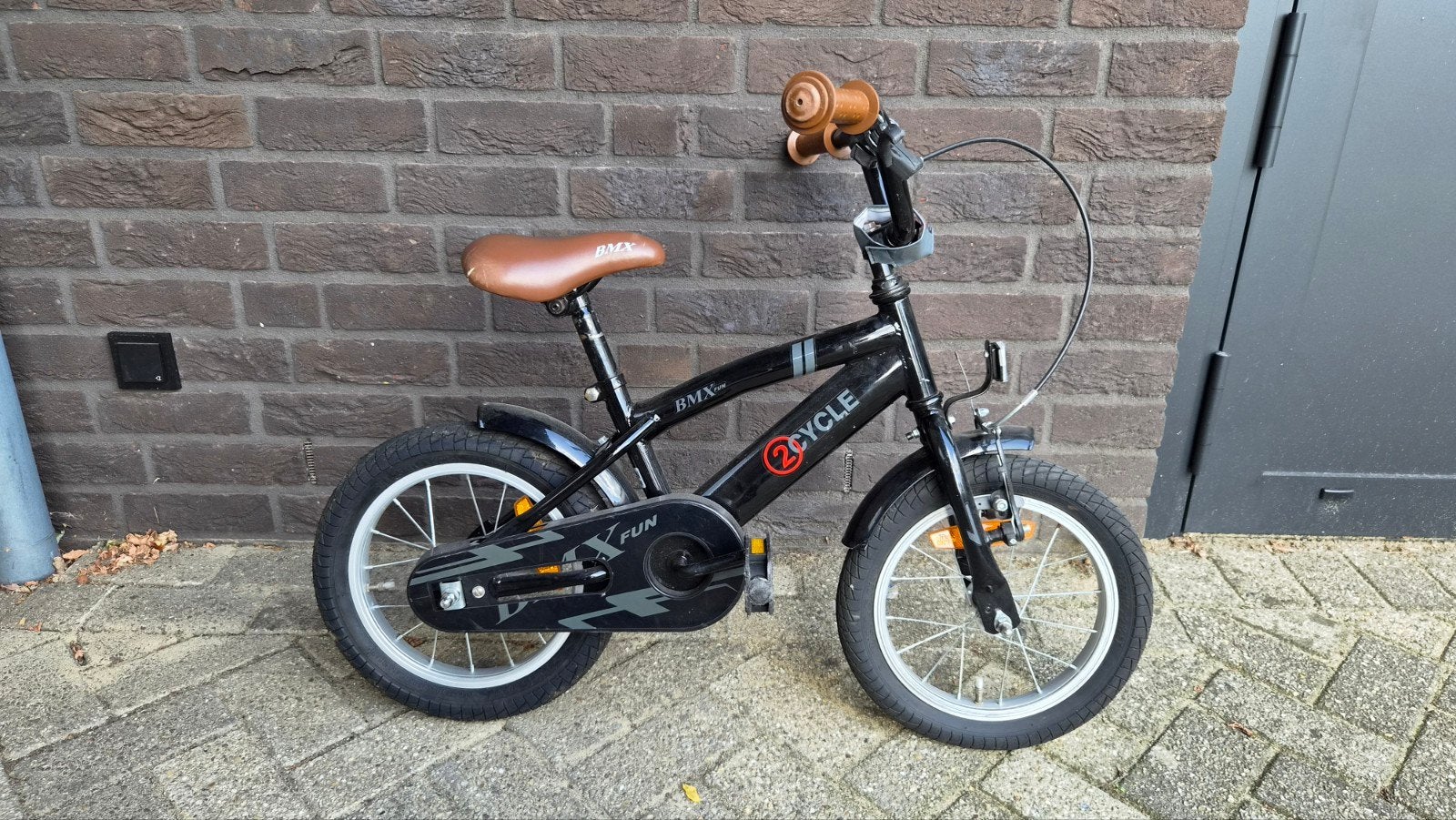 2Cycle X-Fun Kinderfiets - Zwart/Bruin 3 tot 5 jaar, Ophalen, Gebruikt, Terugtraprem, 2Cycle