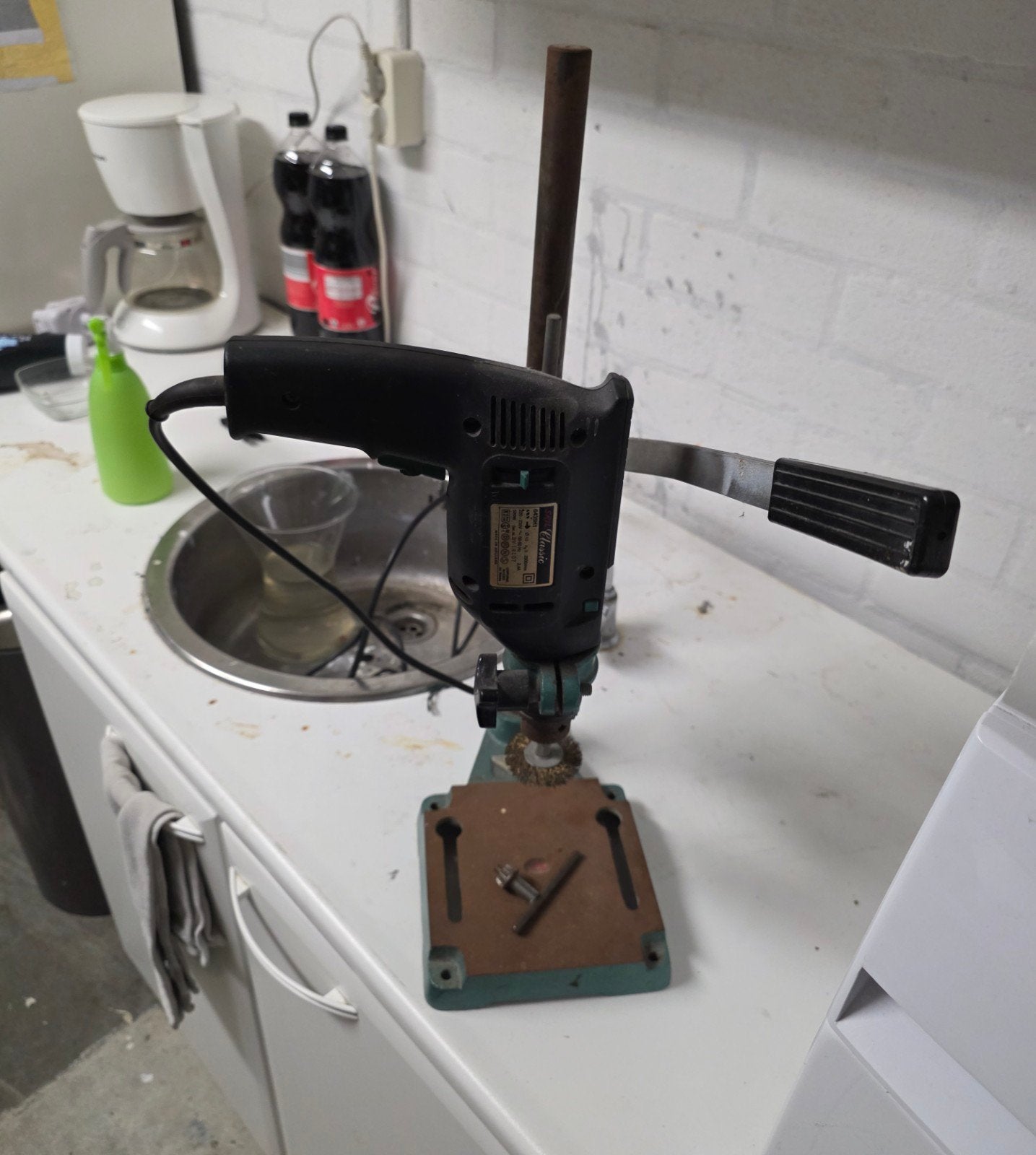 Boormachine met standaard, Ophalen, Gebruikt, 400 tot 600 watt, Boormachine
