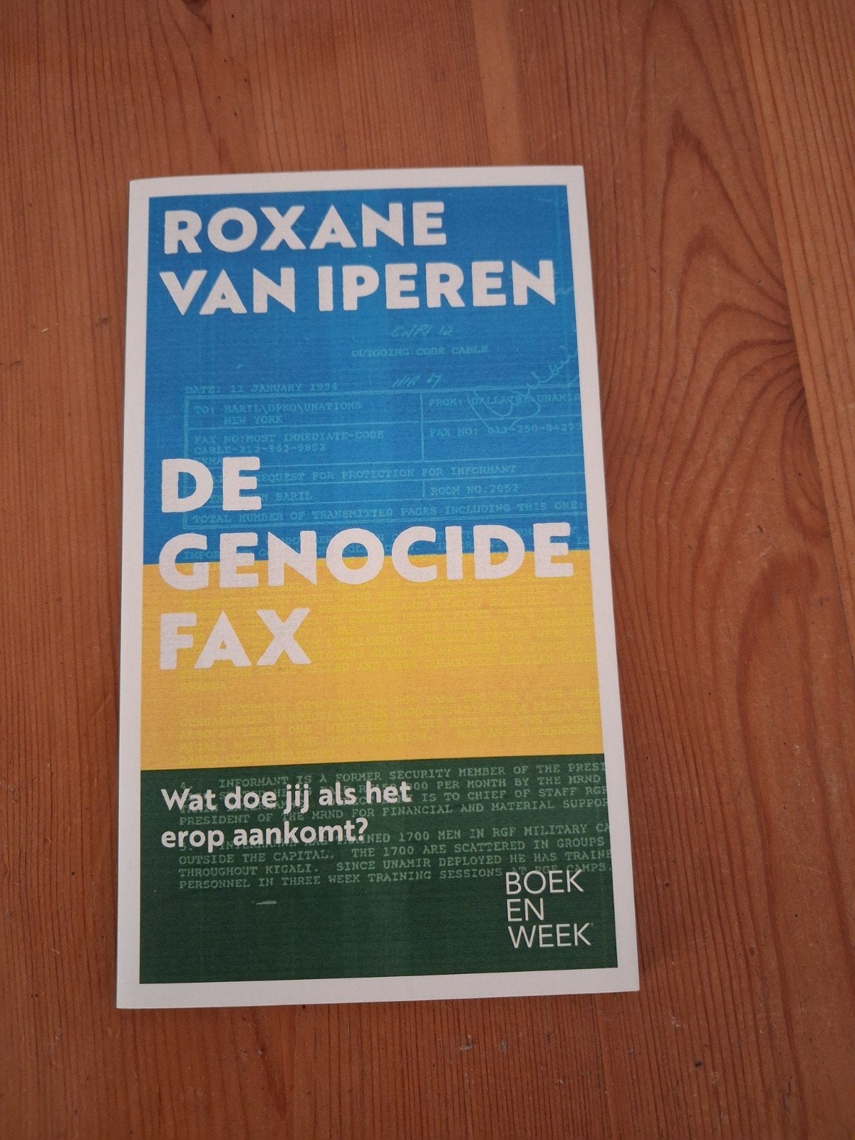 Roxane van Iperen - De genocidefax, Ophalen of Verzenden, Zo goed als nieuw, Roxane van Iperen