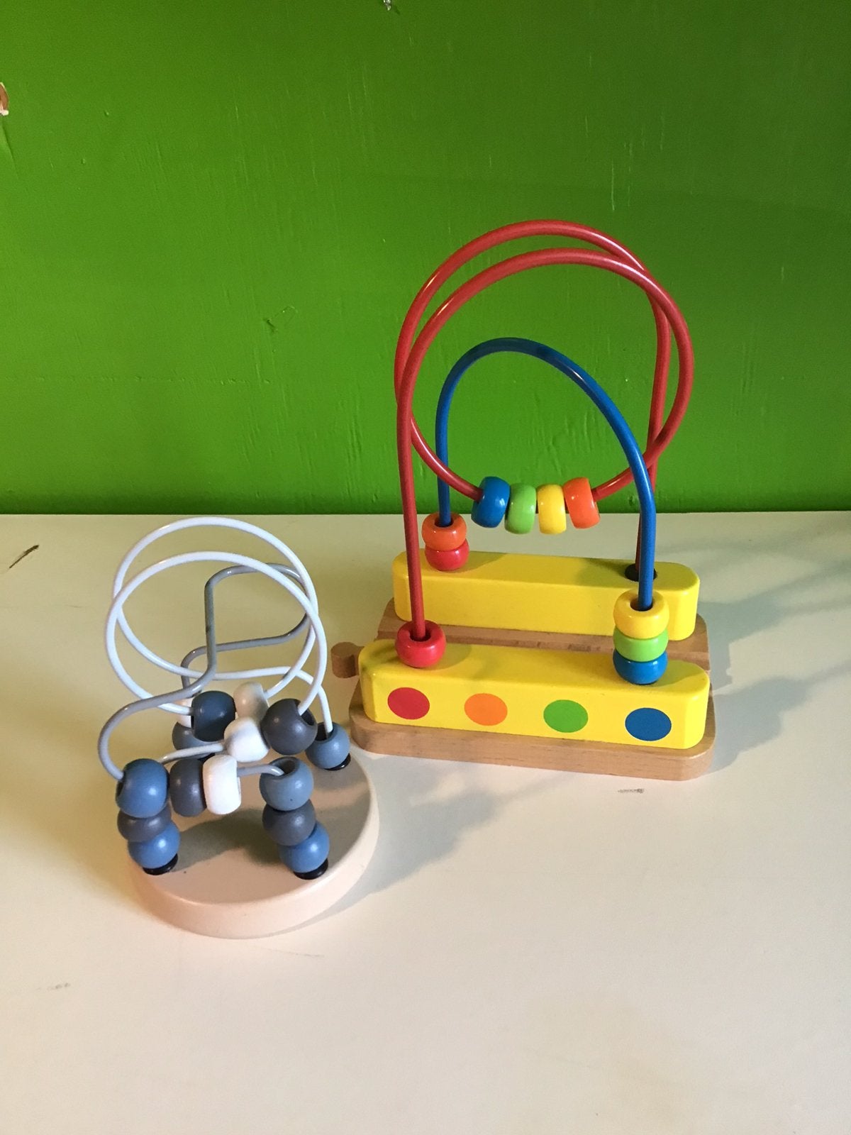 2 houten kralen speelfiguren, als nieuw, Ophalen of Verzenden, Zo goed als nieuw