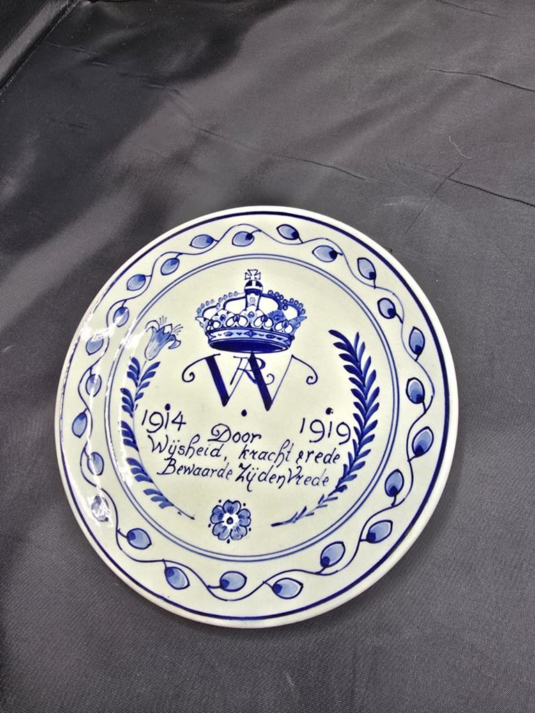 Delfts blauw herdenkingsbord uit 1919, Ophalen of Verzenden